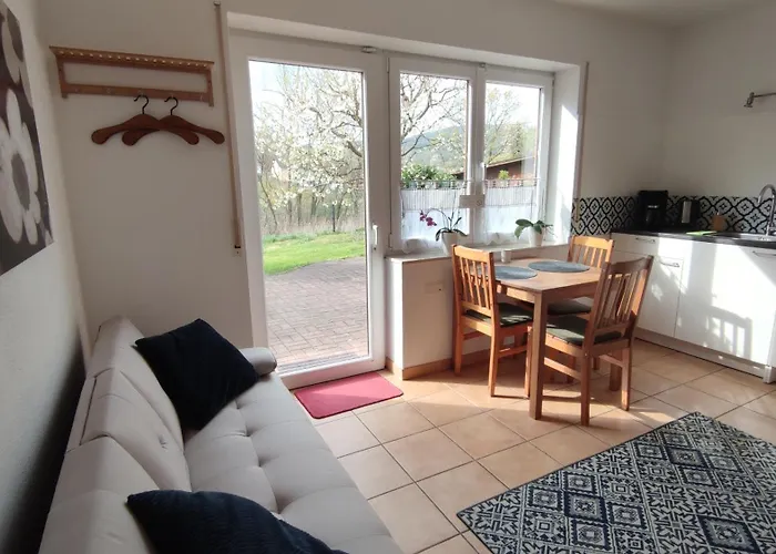 Im Moselland مارينغ - نوفياند